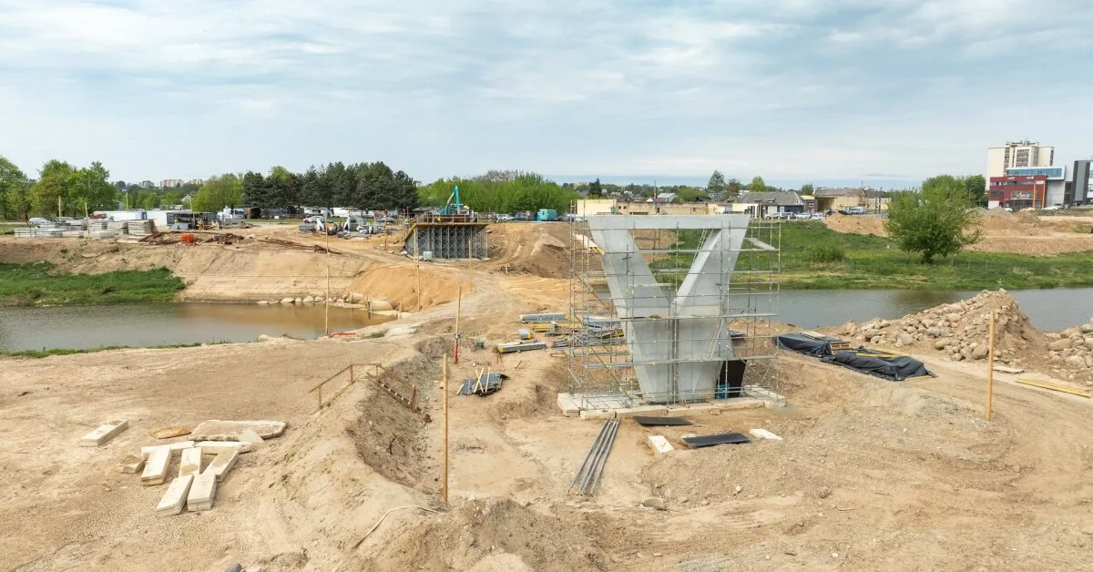 Kaunas halts new bridge construction: explained why