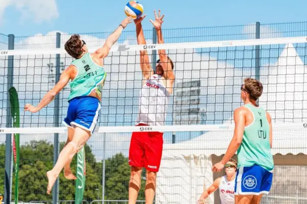 Lithuanian beach volleyball players won a ticket to the European U20 Championship