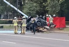 Vilniuje automobiliui atsitrenkus į stulpą žuvo du jaunuoliai