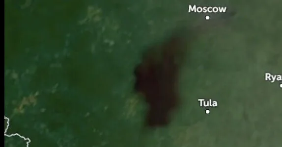 Impressive satellite images: after the attack in Ukraine, a trail of black smoke stretched over 450 kilometers in Russia