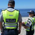 Romantic night on the beach turns sour: police have to investigate a crime