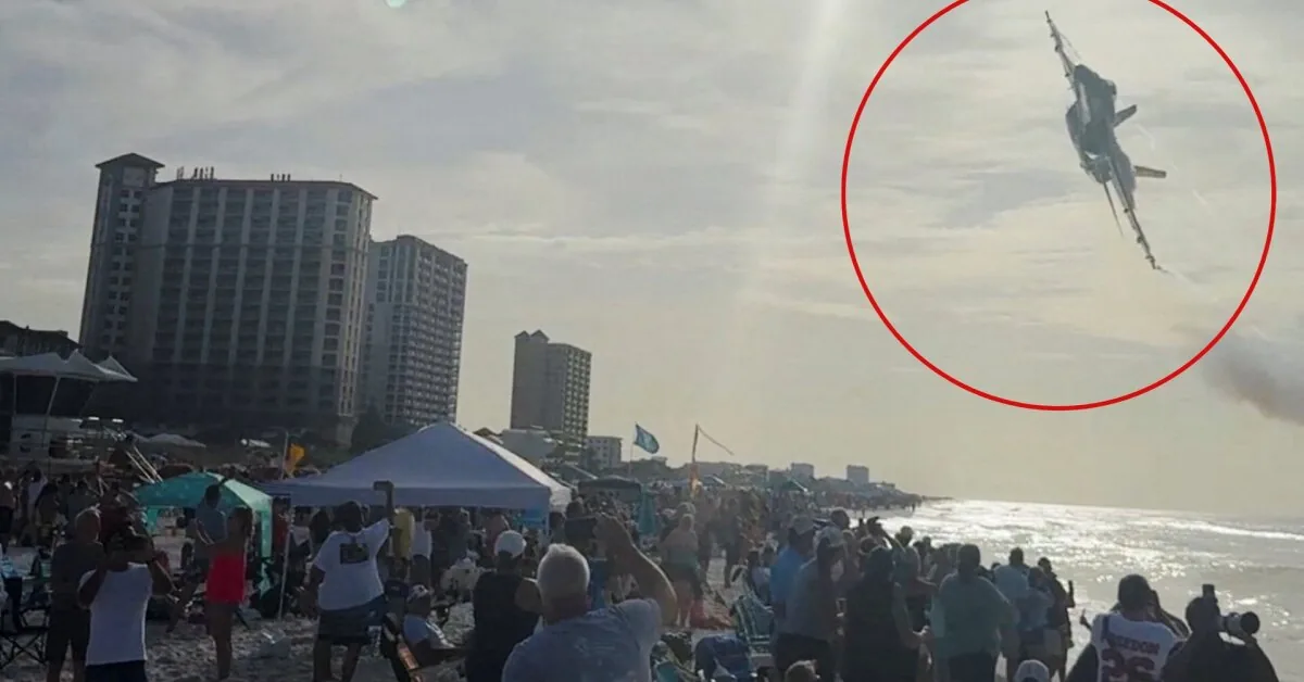 The plane flew so low that people on the Florida beach started screaming