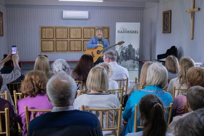 G. Storpirštis' creative evening at Kazokiškės Library, 2024. Photo: Mantas Petraukas.