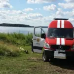 Woman's body found in the lake