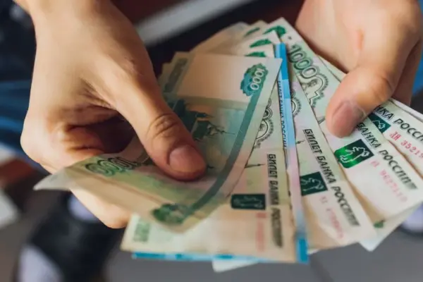 "Big problems" in the Russian banking system: residents are massively withdrawing cash