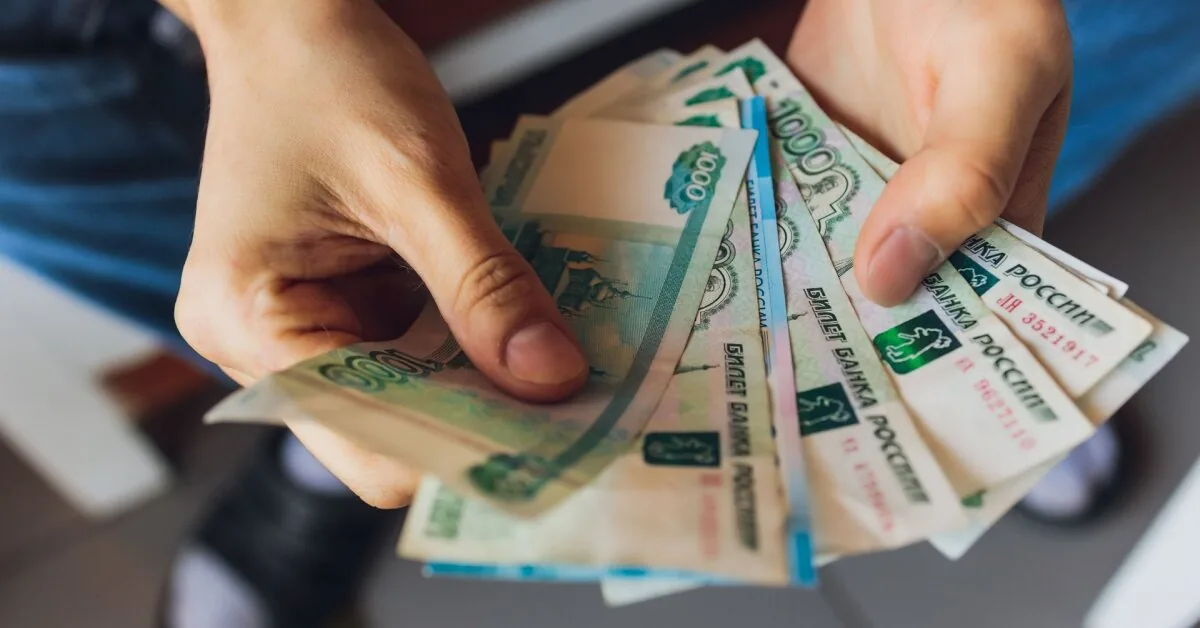 "Big problems" in the Russian banking system: residents are massively withdrawing cash
