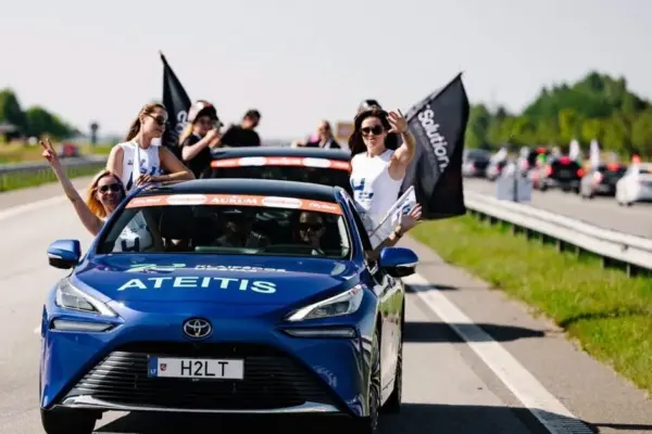Innovation "Aurum 1006" in rally: For the first time, a hydrogen car drove on the "Women's Challenge" track
