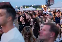 Emeli Sande at the Sea Festival concert
