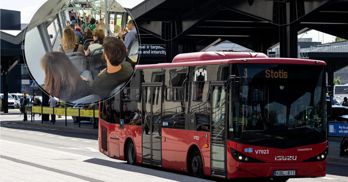 Vilnius residents raise a question about the bus to the airport: passengers with luggage have to squeeze in