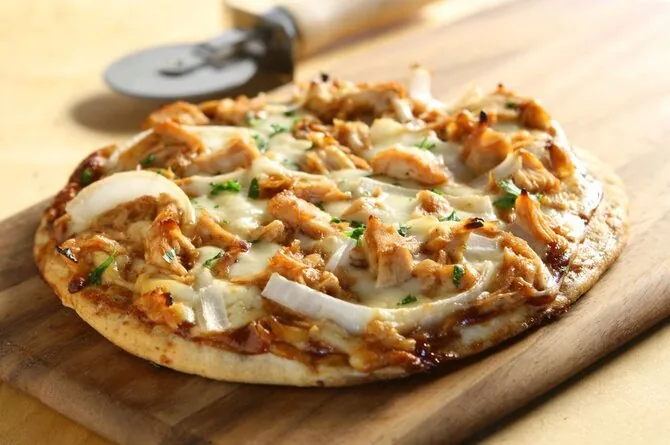 Pizza with chanterelles