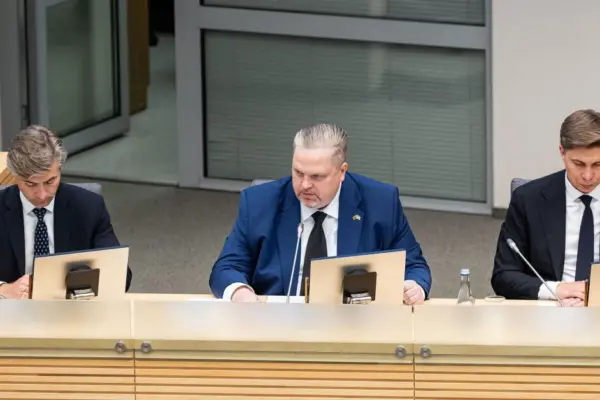 Taurimas Valius – awkward situation: the seat to the right of Sinkevičius is already taken