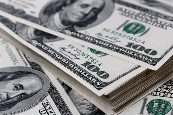 The new Prime Minister of Ukraine rushed to address the $690 million issue
