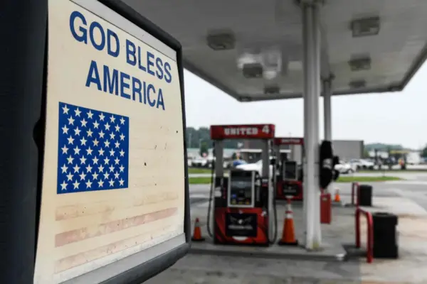 Due to the war in the Middle East, the price of gasoline in the US has again reached 4 dollars per gallon