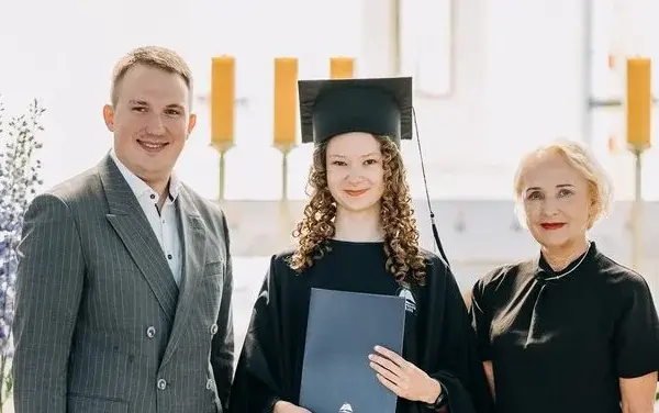 Scored five perfect scores – what's next? High school graduates reveal their plans