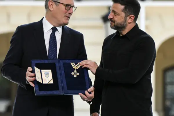 Ukraina apdovanojo Keirą Starmerį Laisvės ordinu