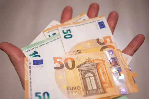 Retail trade in Lithuania grew by 6.9% this year.