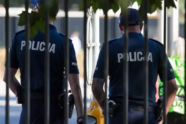 Disgusting attack in Poland: man assaults girls from Ukraine on the bus