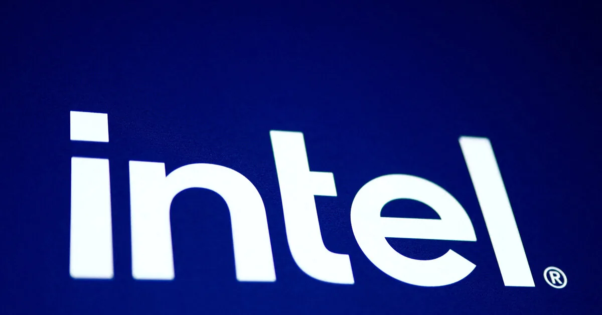 US chip manufacturing giant "Intel" invests 5 billion euros in Ireland