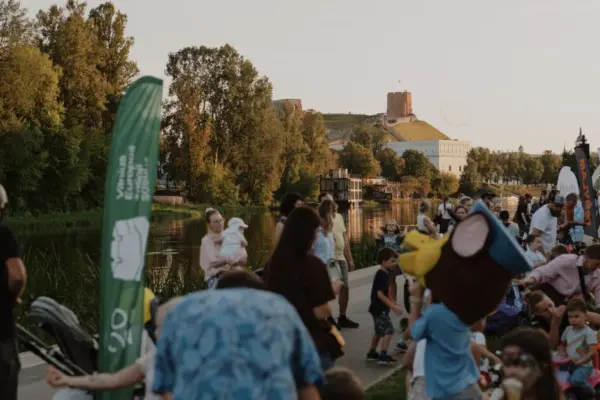 By the Žirmūnai Bridge – the most unexpected discoveries of the River Festival: from literature to nature experiences