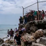 Dramatic scenes: thousands of people broke through from Morocco into Spanish-controlled Ceuta