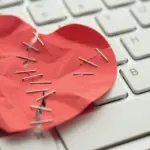 He confessed his love, then asked for money: psychotherapist warns about a dangerous scheme