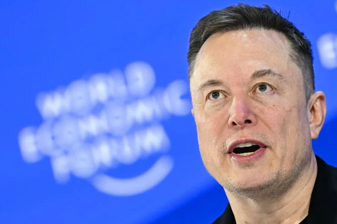 Elon Musk / FABRICE COFFRINI / AFP