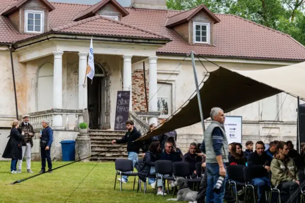 At the Citizenship Festival – about identity and resilience: hope lies in culture, school, and youth