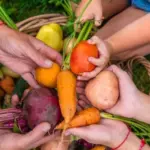 Should vegetables be washed with baking soda? Here's what the experts say