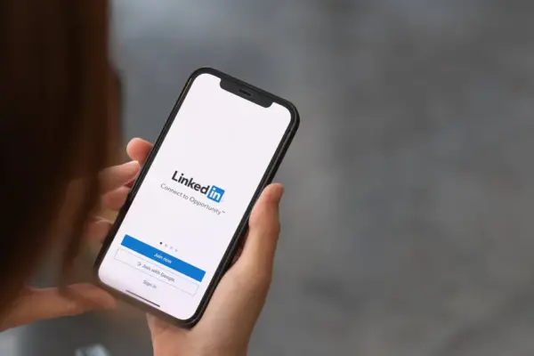 „LinkedIn“ – not just for job searching: revealed an unexpected trend of what else this social network is used for