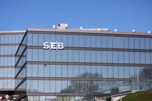 A voice robot is starting operations in this bank: it will help customers in urgent cases