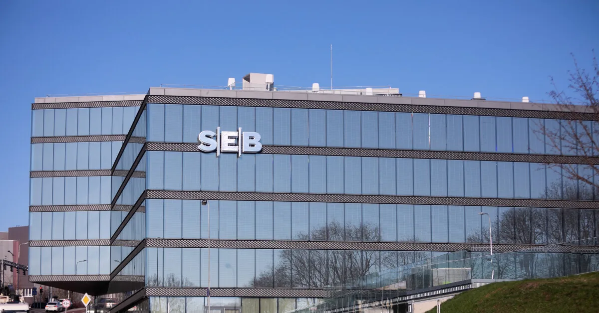 A voice robot is starting operations in this bank: it will help customers in urgent cases