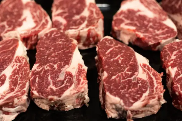 What do true steak lovers eat: beef tenderloin, ribeye, or sirloin?