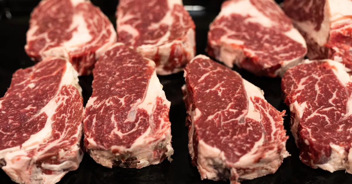 What do true steak lovers eat: beef tenderloin, ribeye, or sirloin?