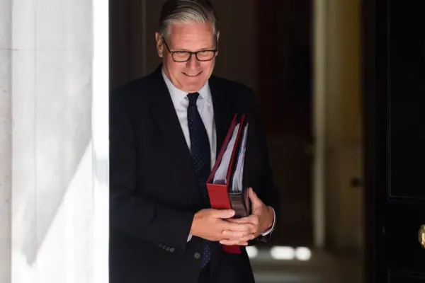 Keiras Starmeris said goodbye to the UK Parliament and promised support to his successor