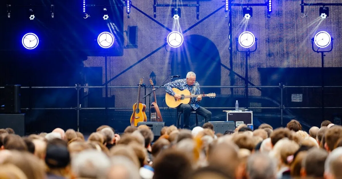 The concert series of the Great Kristupas Festival was opened by the world-renowned guitarist Tommy Emmanuel