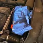 The driver was most afraid that the police would ask to lift the engine hood: that's exactly what happened