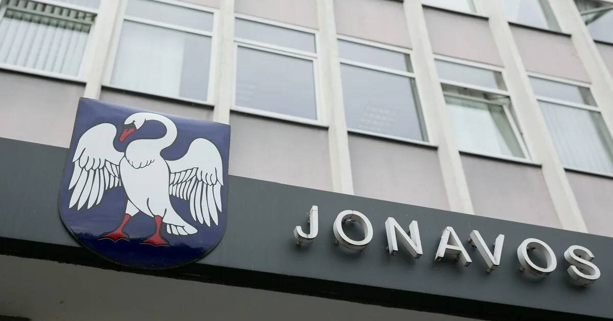 Jonavos district municipality council elected Valdas Majauskas as acting mayor