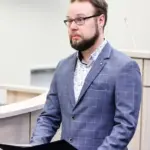 Politician from the "Nemuno aušros" faction in the Klaipėda council removed due to disagreement over a Russian-singing group
