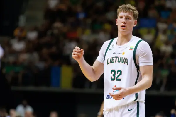 Kasparas Jakučionis – about first experiences with the Bucks club and Saras' messages