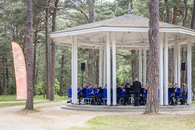 Orkestro nuotr./Palangos orkestro muzikos vakarai Birutės parko rotondoje