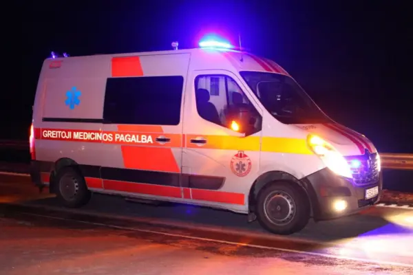 In the garage complex in Rokiškis, a man fell into a repair pit