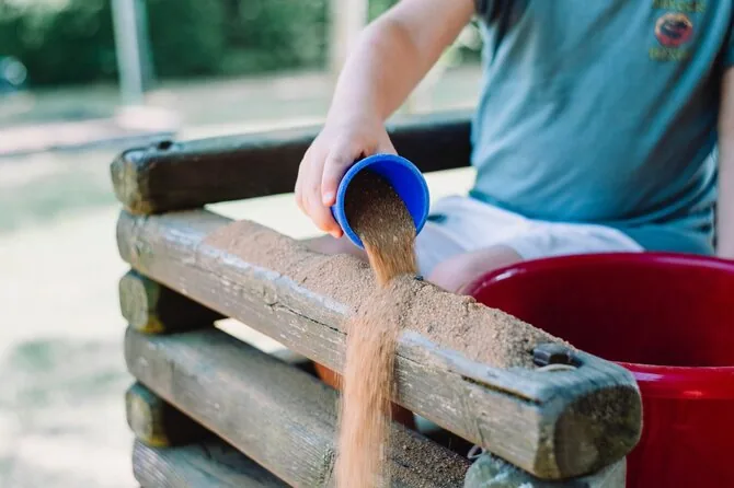 Markus Spiske / Unsplash photo/In kindergarten