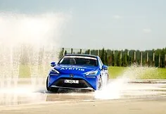 Three Klaipėda port women’s crews – one historic start: to the rally – with a hydrogen car