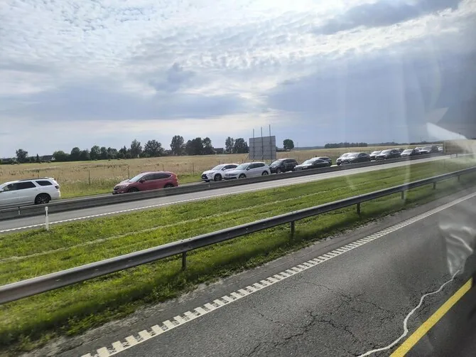 15min reader's photo/Traffic jam