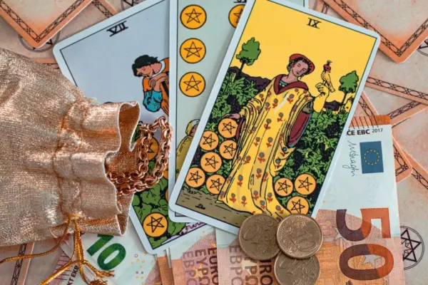 Money flows into your hands by itself: 5 Zodiac signs that most often become rich