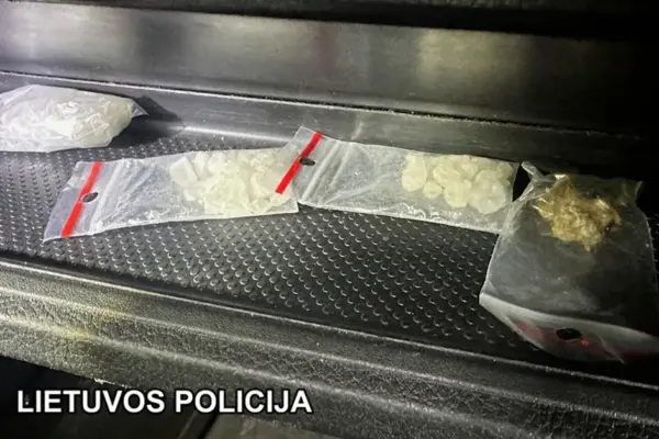 Calls to former Klaipėda police officer – transported a large quantity of drugs in the car