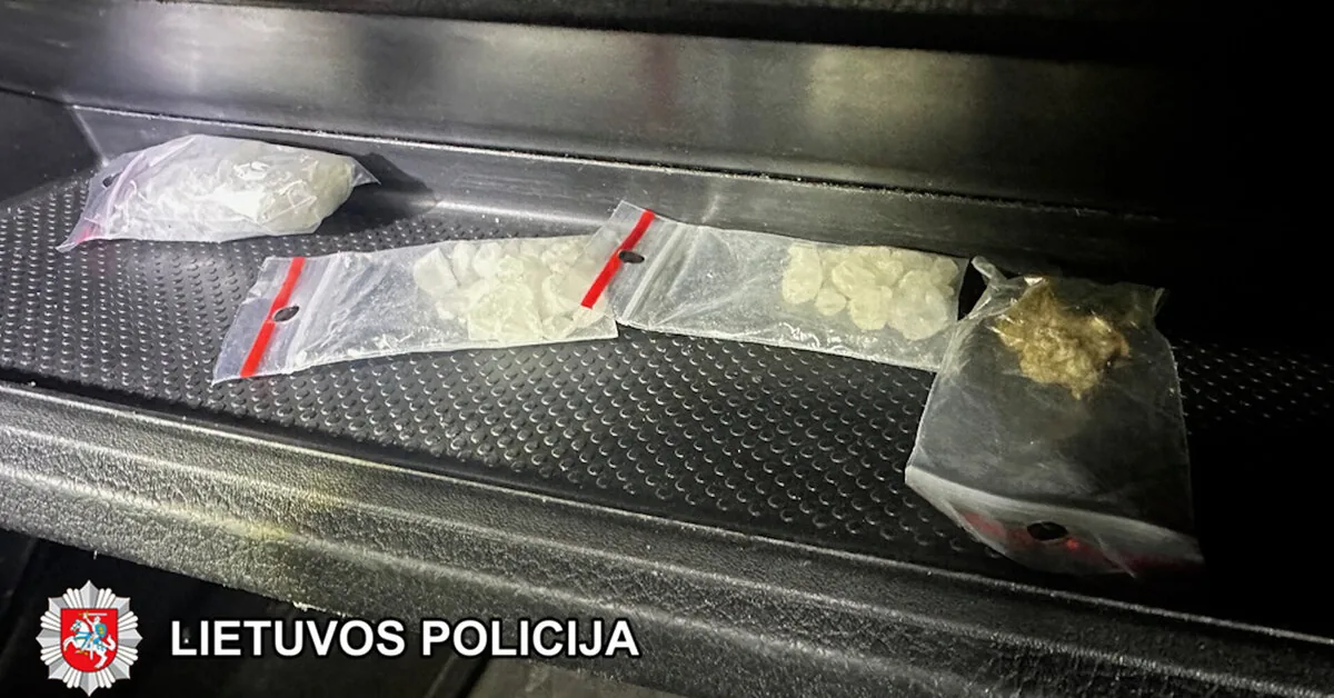 Calls to former Klaipėda police officer – transported a large quantity of drugs in the car