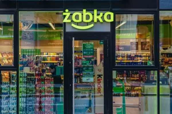 Historic deal in Poland: the "Żabka" chain is being sold for a record nearly 7 billion euros