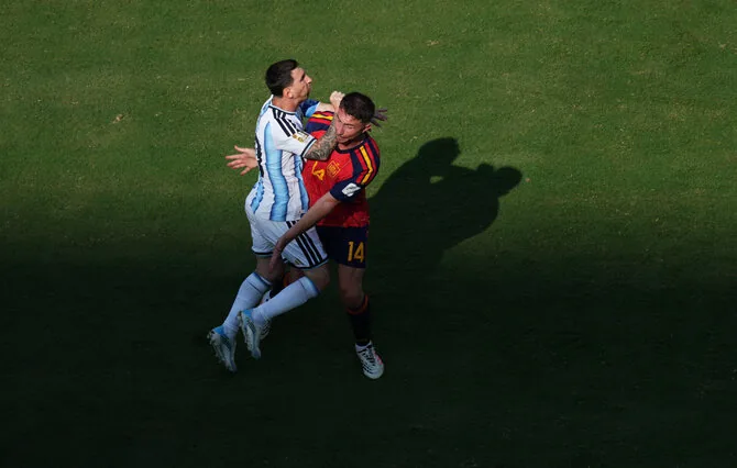 Vida Press nuotr./Lionelis Messi, Aymericas Laporte