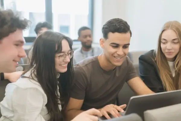 Last-minute tips: how to successfully get into your dream studies?